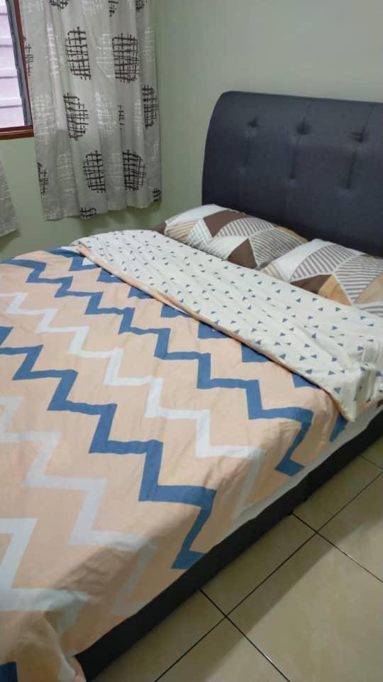 Lily Vacation Home At Cameron Highlands - 12 Pax,Free Wifi W Carporch 丹那拉打 外观 照片